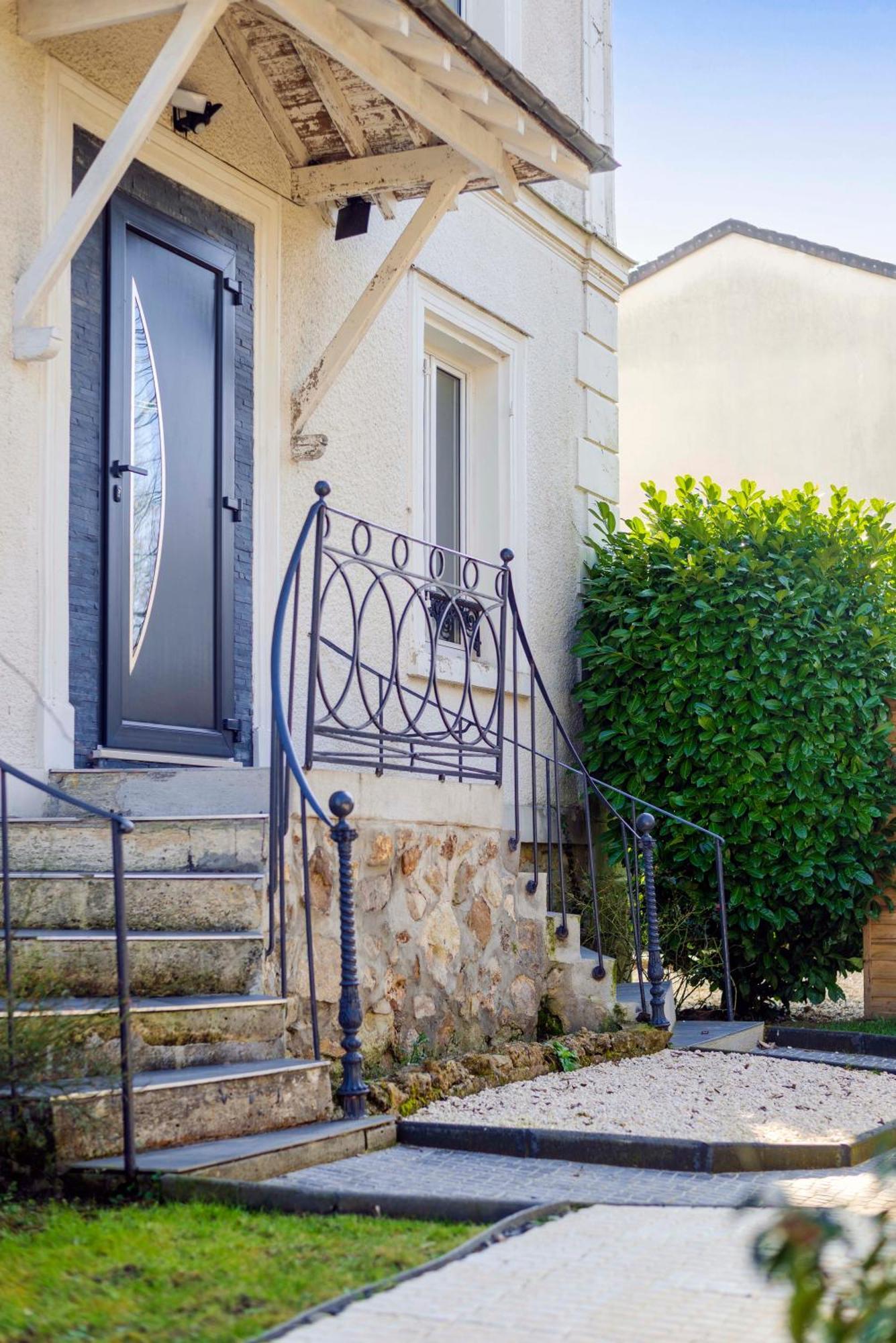Jungle - Magnifique Appartement Avec Parking Prive - Paris-Disney & Cdg A 25 Minutes Pomponne Exterior photo